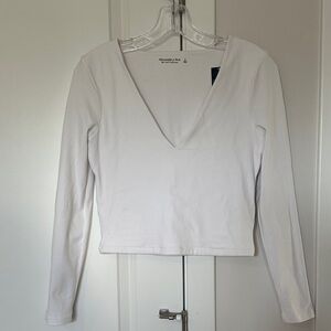 Abercrombie & Fitch V-Neck White Long Sleeve Top